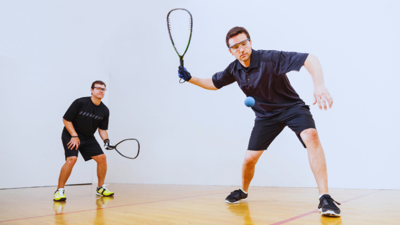 Racquetball-Game-Similar-to-tennis